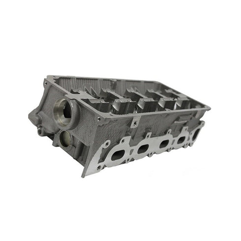 Mitsubishi 4G13 4G18 Cylinder Head - Colt Pajero Shogun Canter Challenger